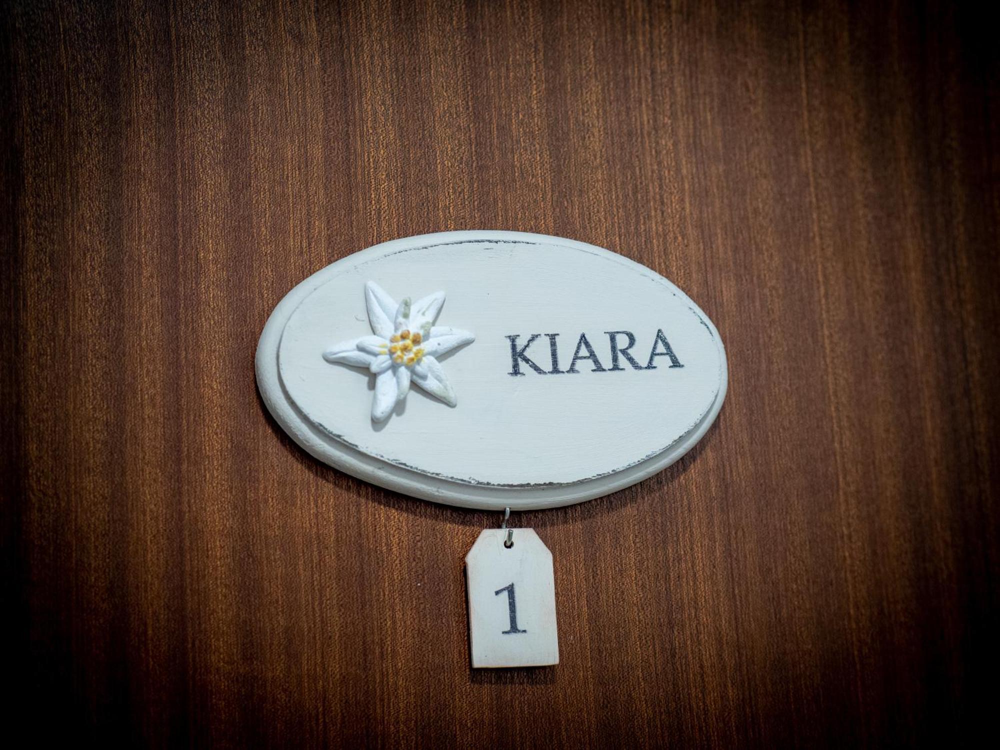 Kiara Rooms Єсеніце Номер фото
