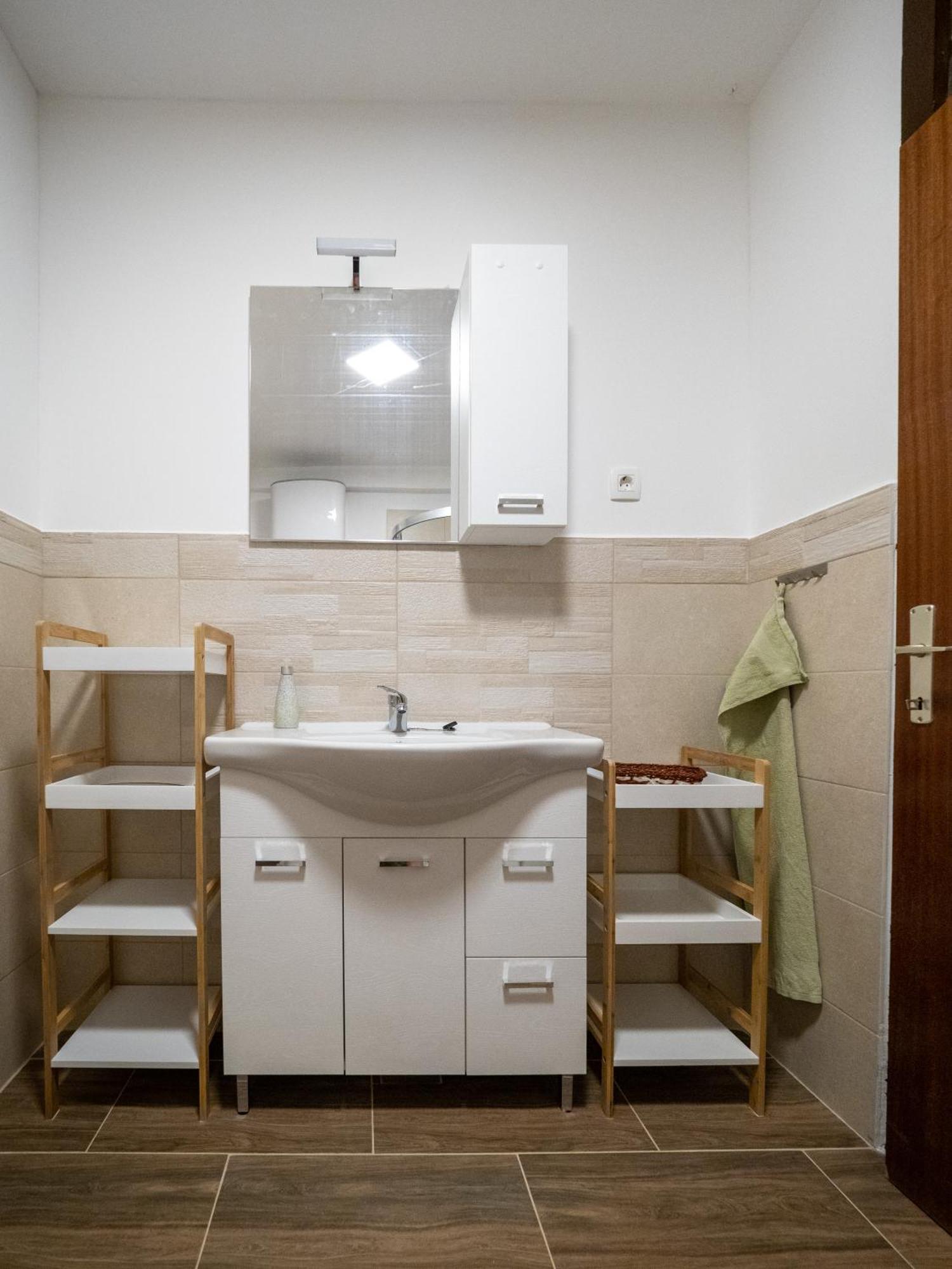 Kiara Rooms Єсеніце Номер фото